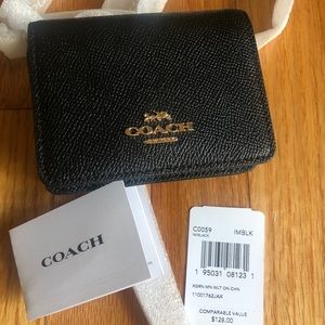 Coach Wallet on Chain